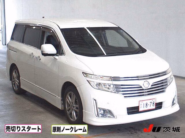NISSAN ELGRAND
