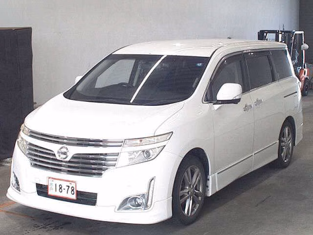 NISSAN ELGRAND