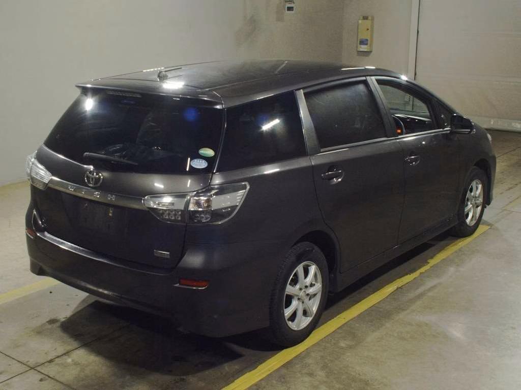 TOYOTA WISH