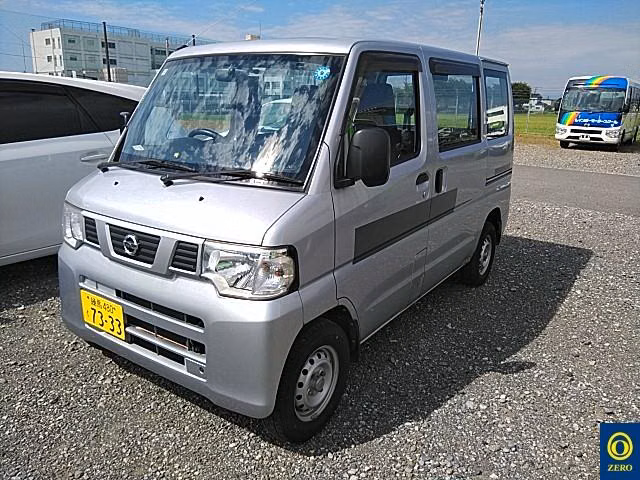 NISSAN NV100 CLIPPER