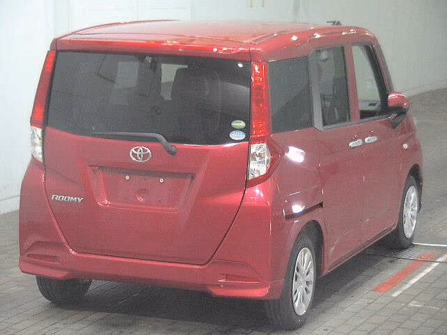 TOYOTA ROOMY
