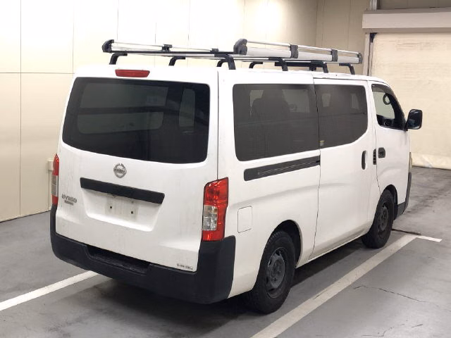 NISSAN NV350 CARAVAN