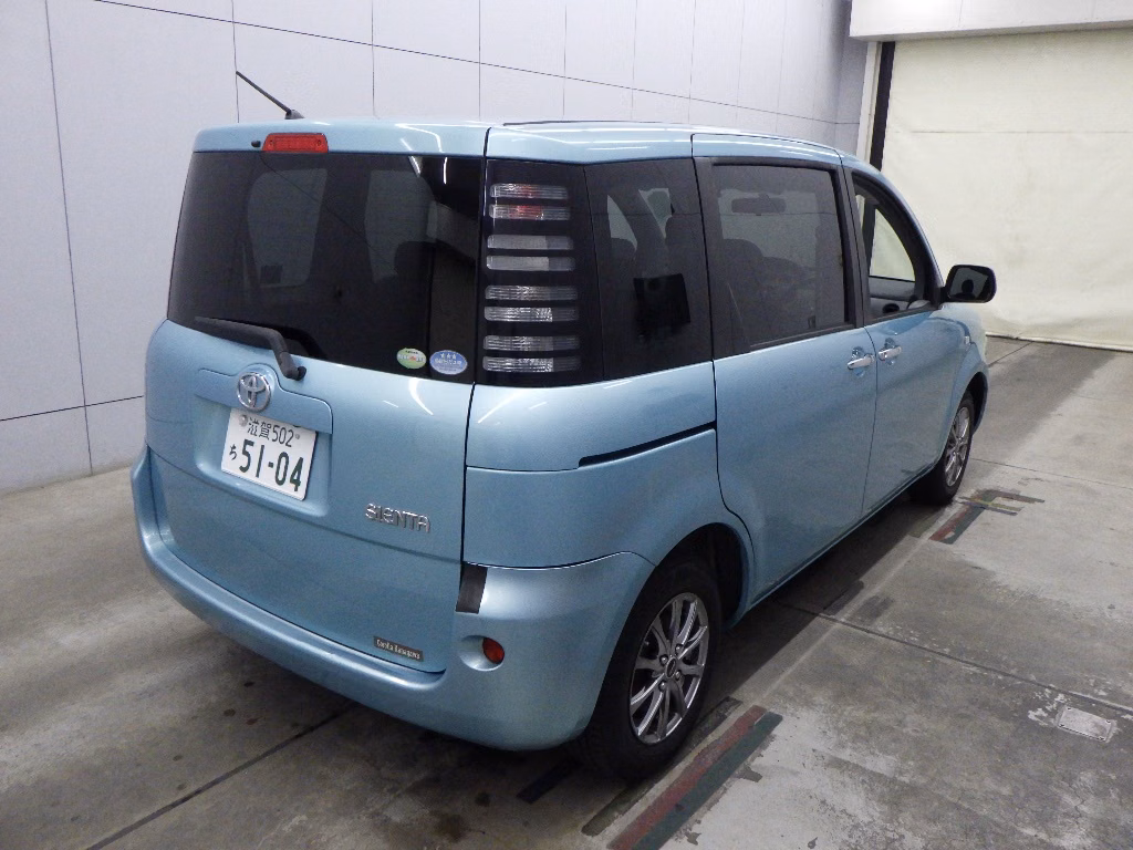 TOYOTA SIENTA