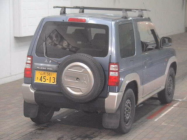 MITSUBISHI PAJERO MINI