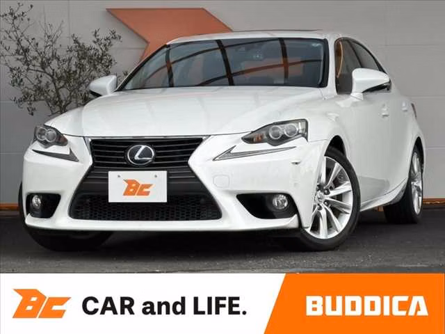 Lexus IS300h