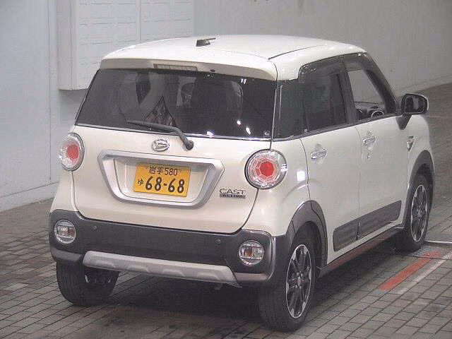 DAIHATSU CAST