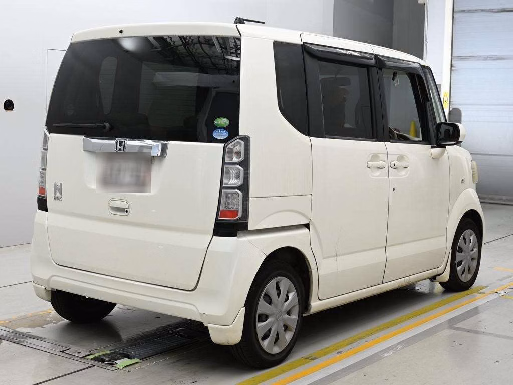 HONDA N-BOX