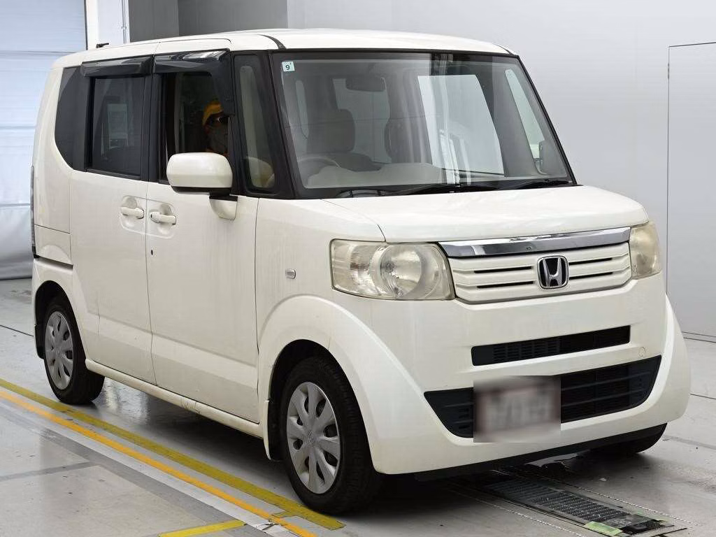 HONDA N-BOX