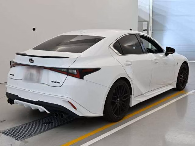 LEXUS IS300