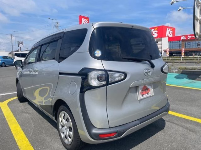 TOYOTA SIENTA