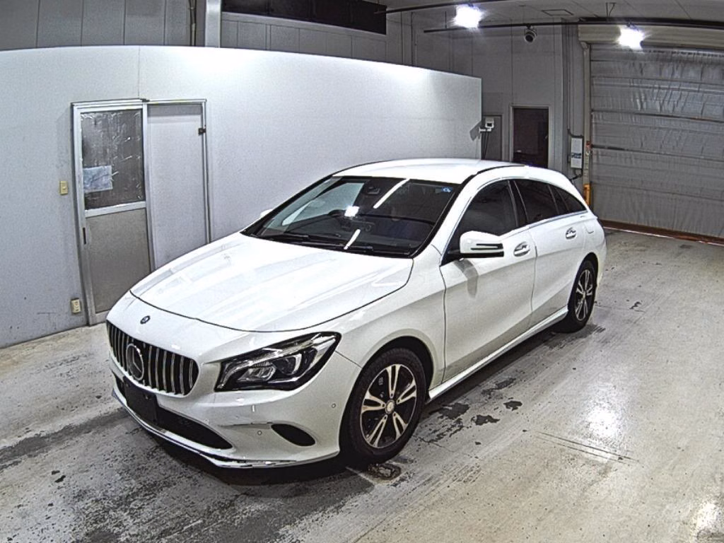 MERCEDES-BENZ CLA-CLASS