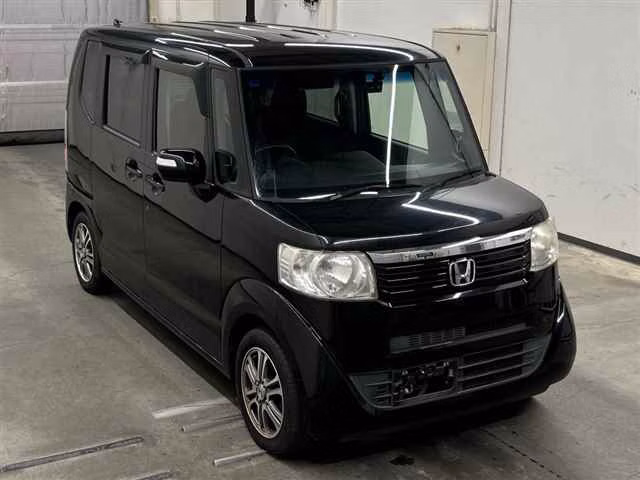 HONDA N-BOX