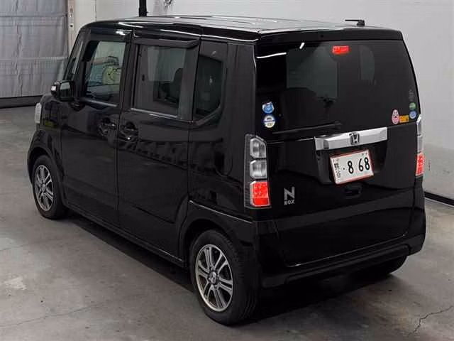 HONDA N-BOX