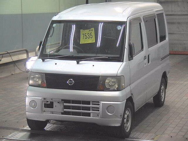 NISSAN CLIPPER