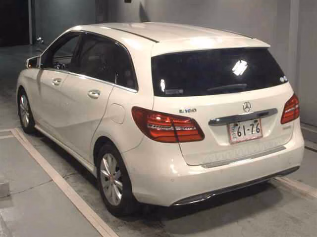 MERCEDES-BENZ B-CLASS