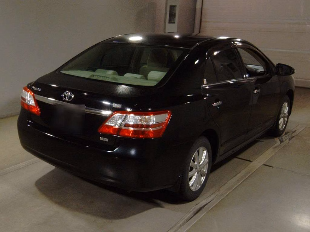 TOYOTA PREMIO