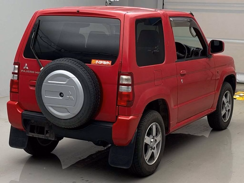 MITSUBISHI PAJERO MINI