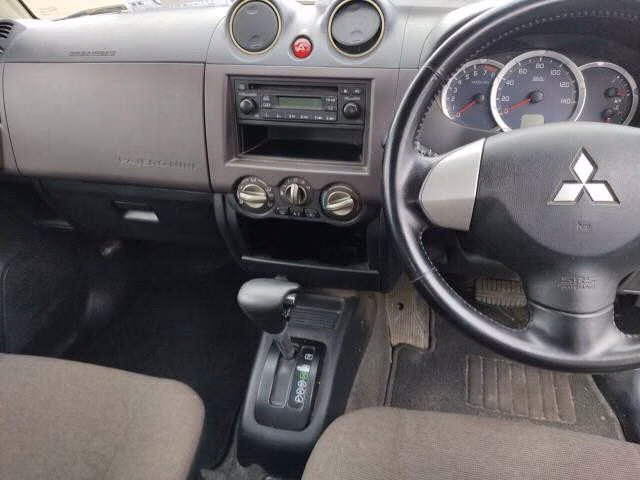 MITSUBISHI PAJERO MINI