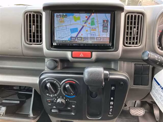 NISSAN NV100 CLIPPER