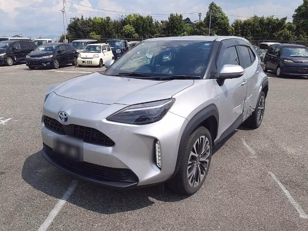 TOYOTA YARIS CROSS