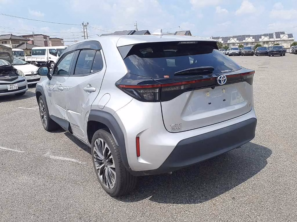 TOYOTA YARIS CROSS