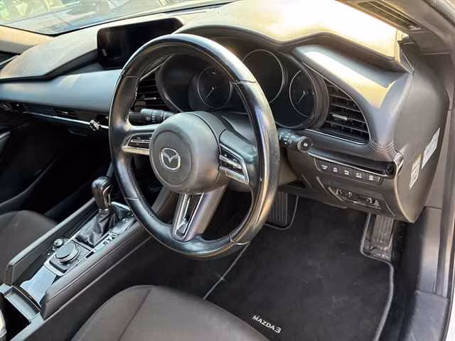 MAZDA MAZDA3