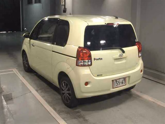 TOYOTA PORTE