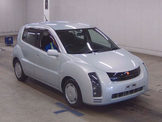 TOYOTA WILL CYPHA