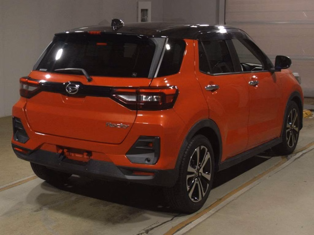 DAIHATSU ROCKY