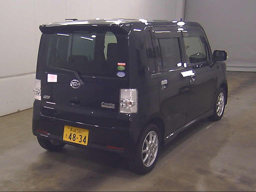 DAIHATSU MOVE CONTE