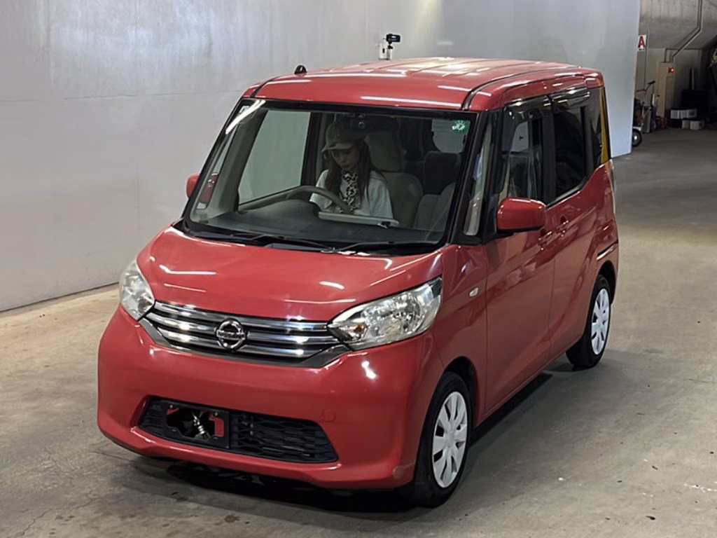 NISSAN DAYZ ROOX