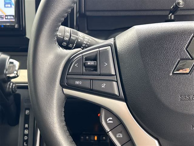 MITSUBISHI DELICA D:2