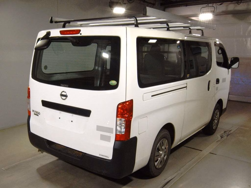 NISSAN NV350 CARAVAN