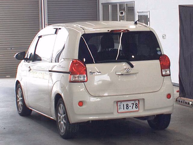 TOYOTA SPADE