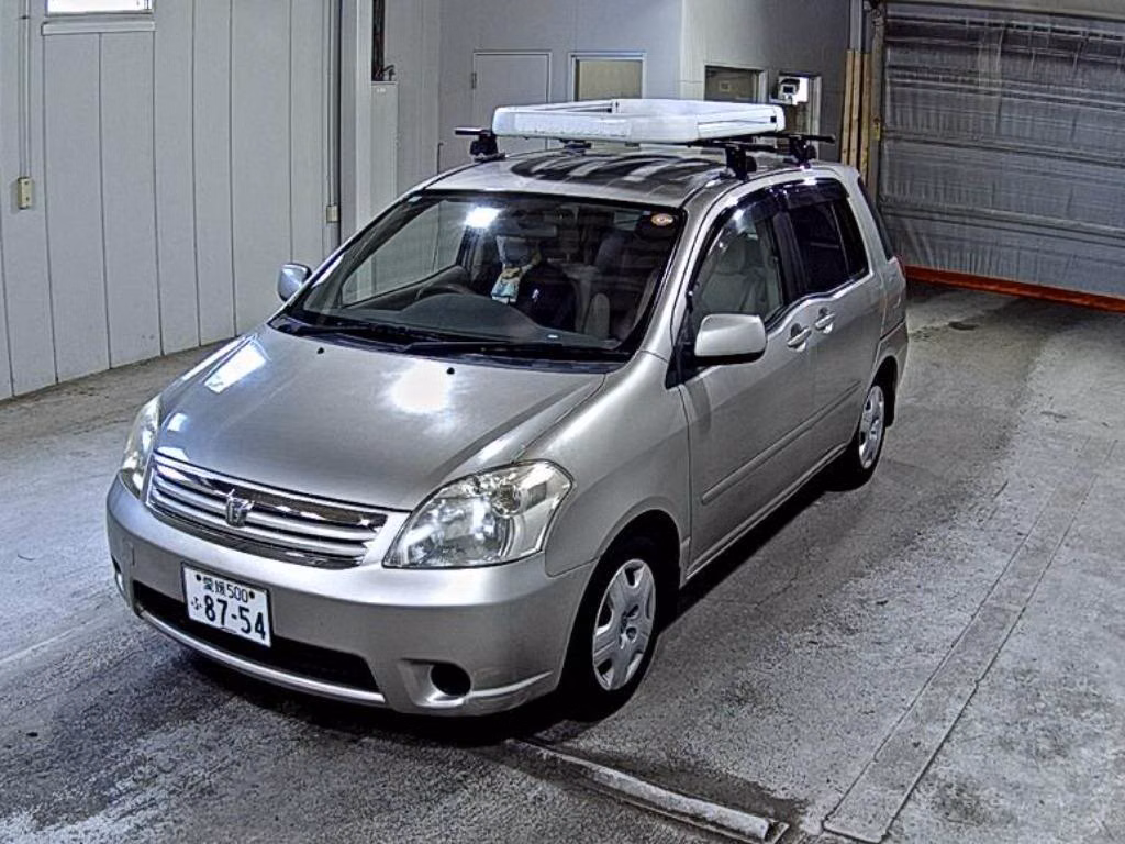 TOYOTA RAUM