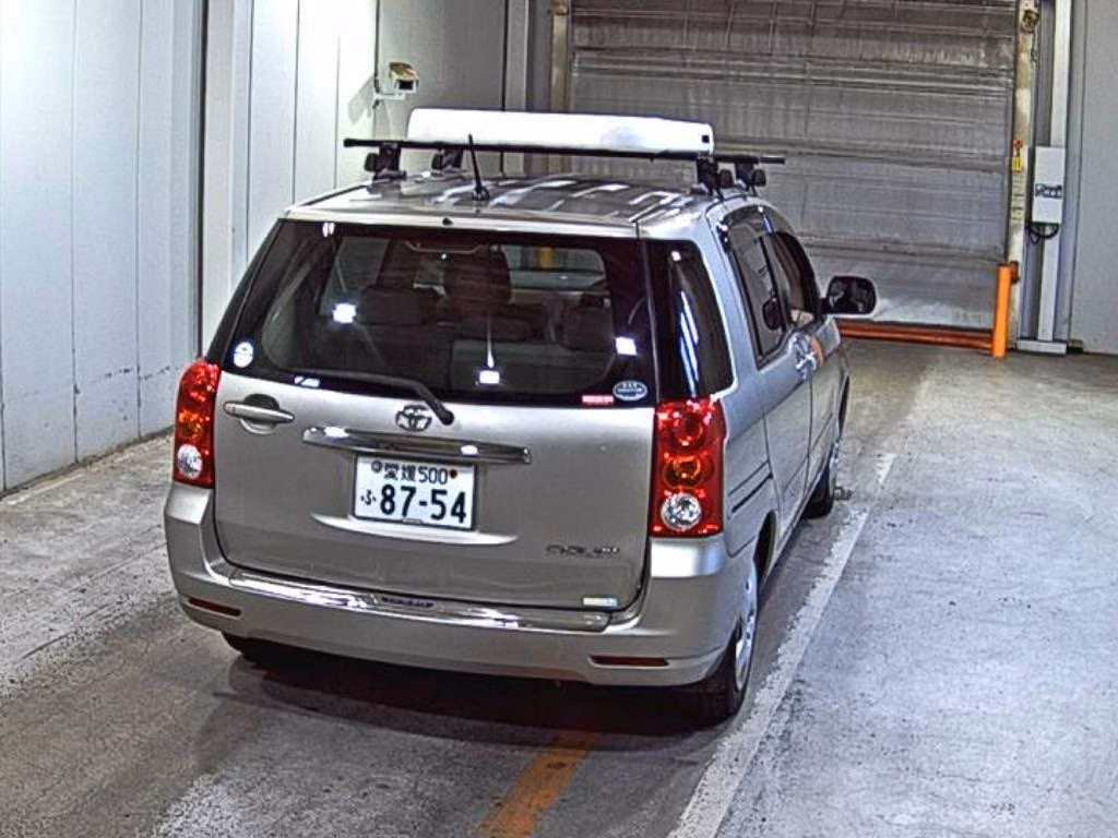 TOYOTA RAUM