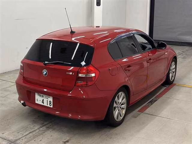 BMW 1-SERIES