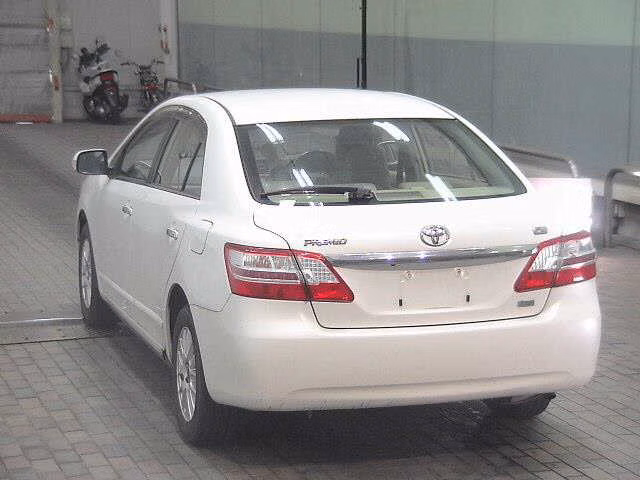 TOYOTA PREMIO