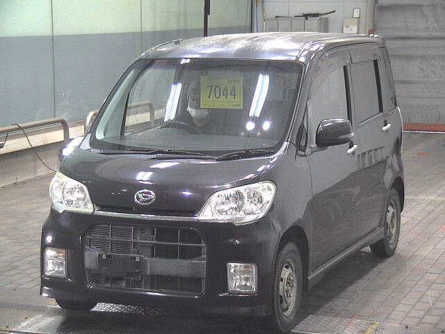 DAIHATSU TANTO EXE