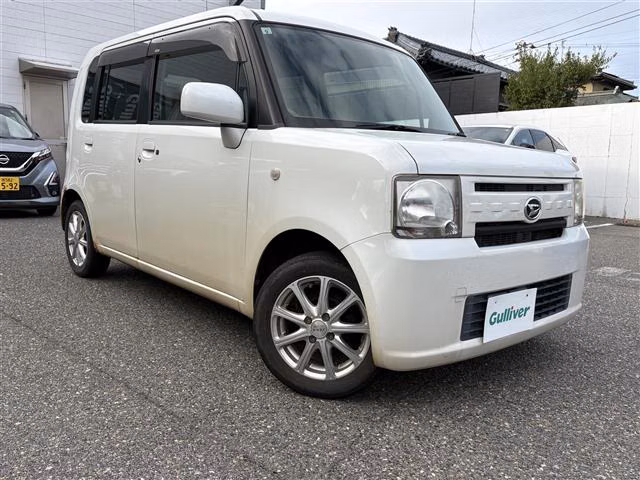 DAIHATSU MOVE CONTE
