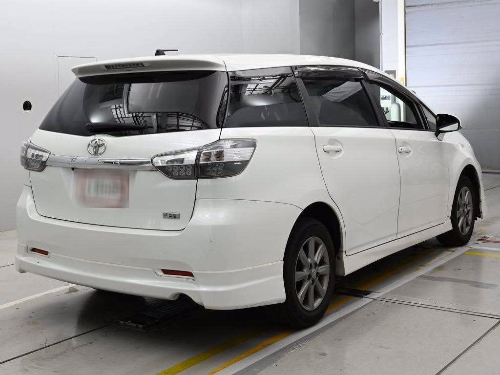 TOYOTA WISH