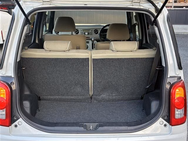 DAIHATSU MIRA COCOA