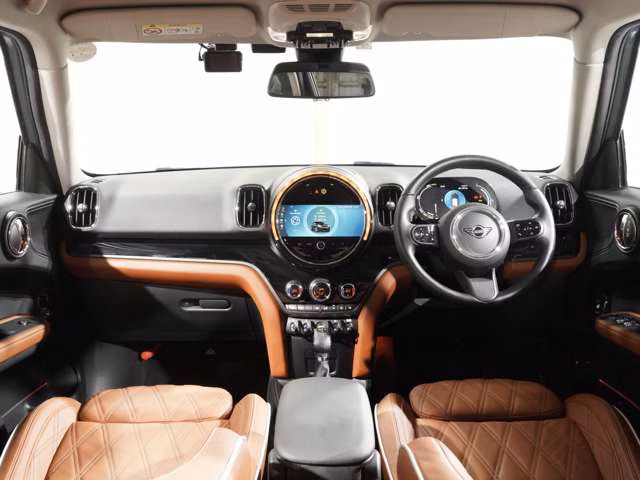 MINI CROSSOVER