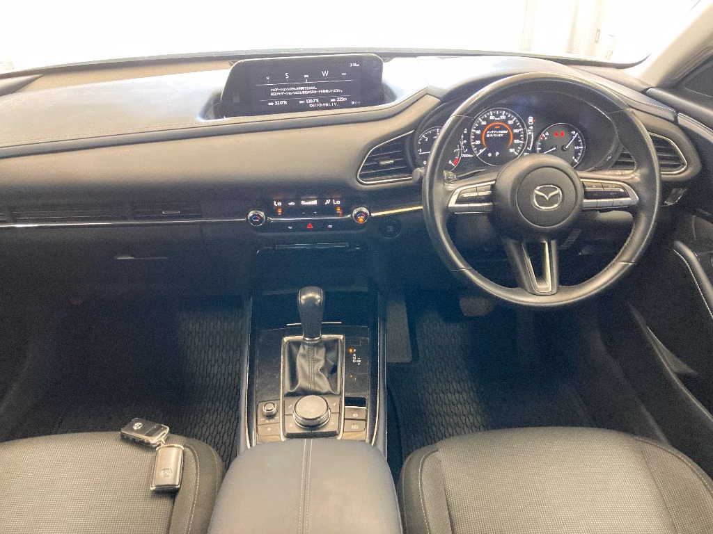 MAZDA CX-30