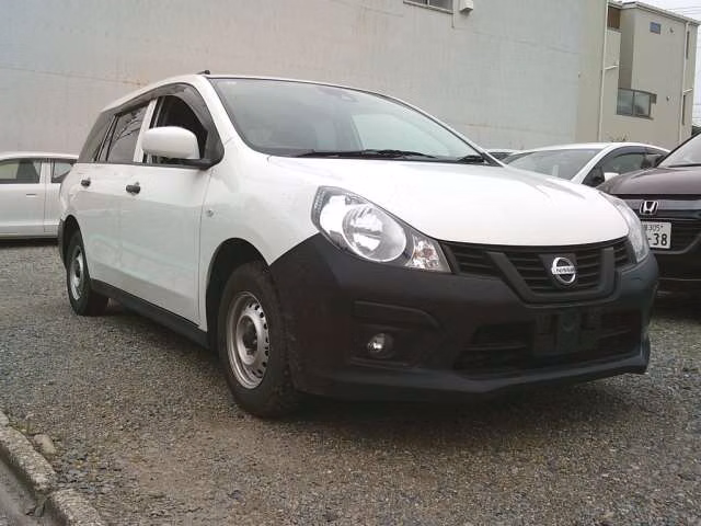 NISSAN AD