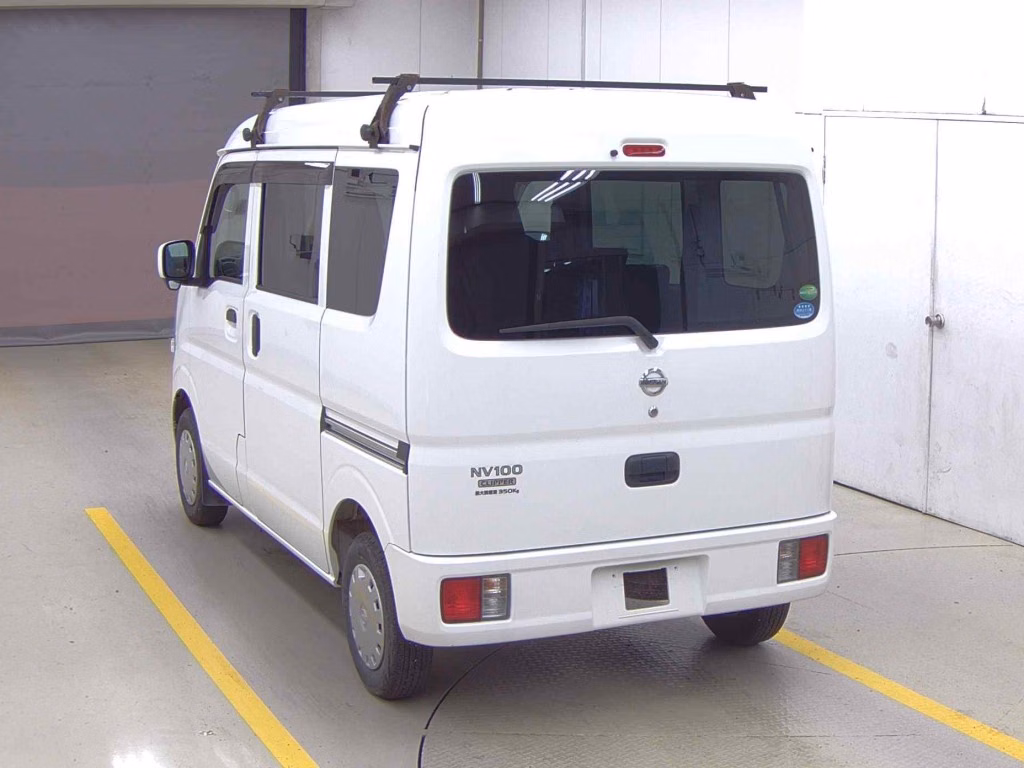 NISSAN NV100 CLIPPER