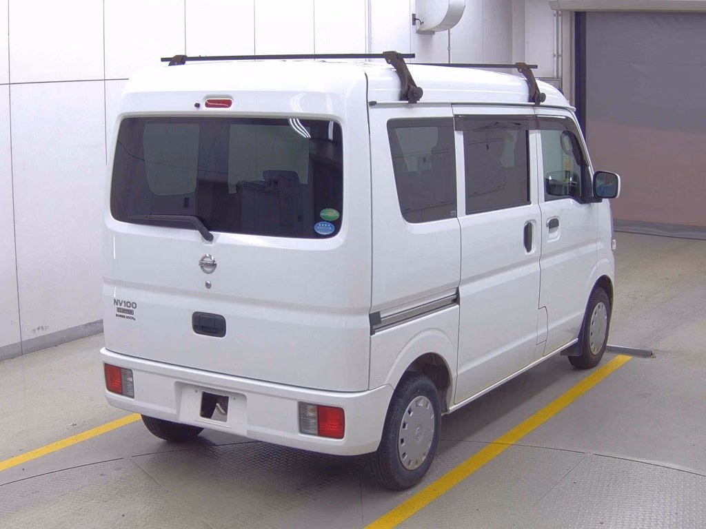 NISSAN NV100 CLIPPER