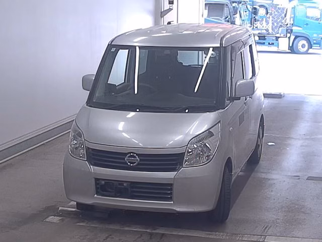 NISSAN ROOX