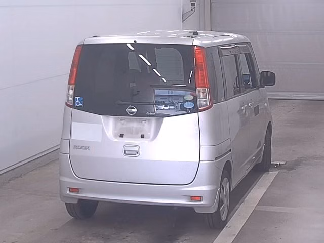 NISSAN ROOX