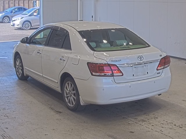 TOYOTA PREMIO